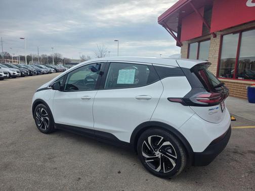 Summit White 2023 Chevrolet Bolt EV FWD 2LT