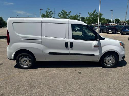 Bright White 2022 RAM ProMaster City Tradesman