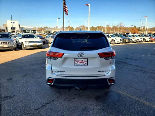 2018 Toyota Highlander Limited Platinum