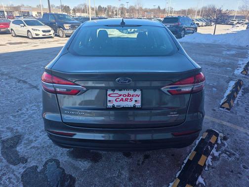 2020 Ford Fusion Hybrid SE