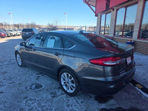 2020 Ford Fusion Hybrid SE
