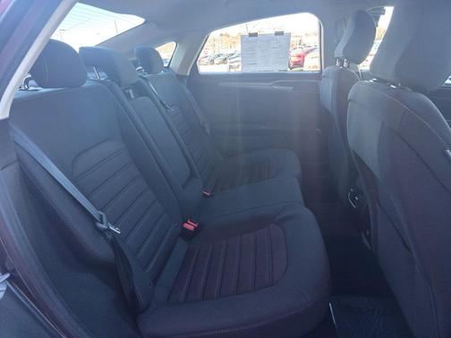 2020 Ford Fusion Hybrid SE