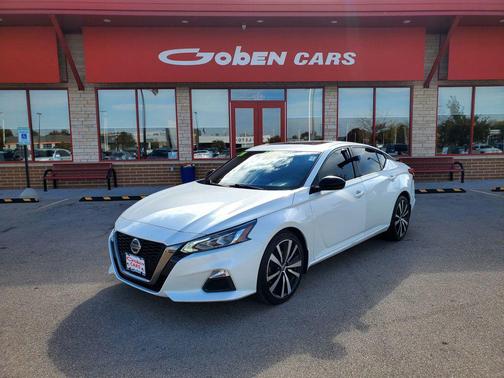 2020 Nissan Altima SR Intelligent AWD