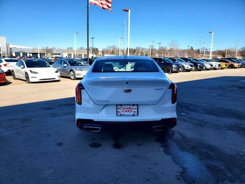 2024 Cadillac CT4 Premium Luxury