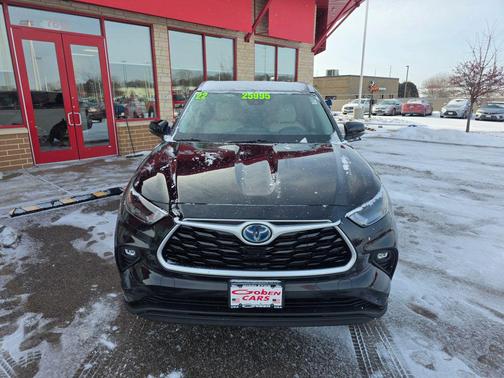 2022 Toyota Highlander Hybrid XLE