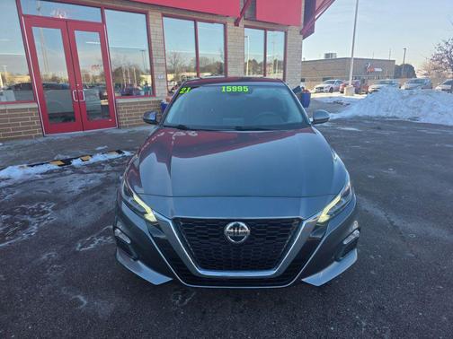 2021 Nissan Altima 2.5 SV