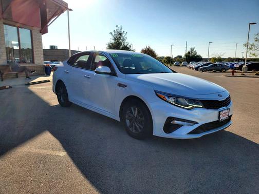 2020 Kia Optima LX