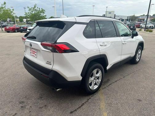 Super White 2020 Toyota RAV4 Hybrid XLE