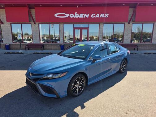 2023 Toyota Camry SE