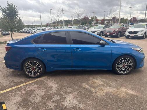 Sporty Blue 2023 Kia Forte GT