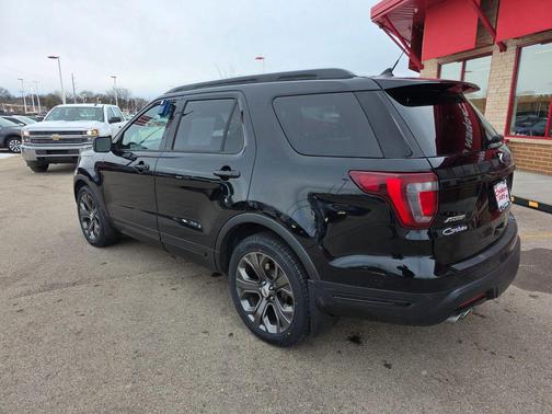 2018 Ford Explorer Sport