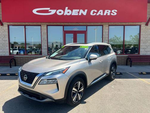Champagne Silver Metallic 2023 Nissan Rogue SL