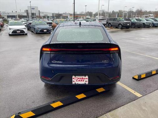 2023 Toyota Prius LE