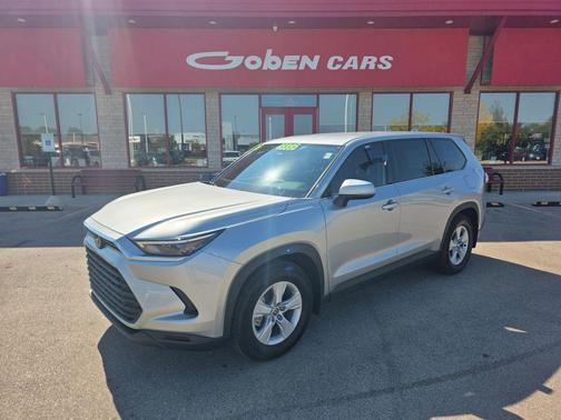 2025 Toyota Highlander LE