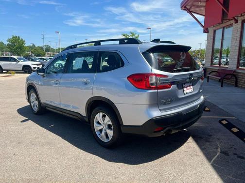 Ice Silver Metallic 2024 Subaru Ascent Base 8-Passenger
