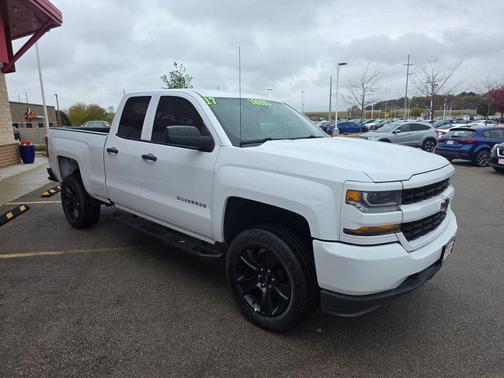 2017 Chevrolet Silverado 1500 Custom
