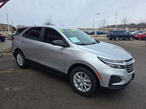 2022 Chevrolet Equinox LS