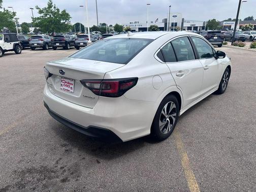 Crystal White Pearl 2022 Subaru Legacy Premium