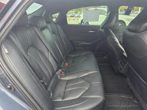 2020 Toyota Avalon XLE
