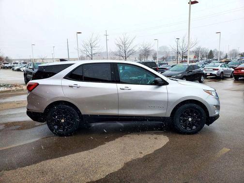 2019 Chevrolet Equinox LS