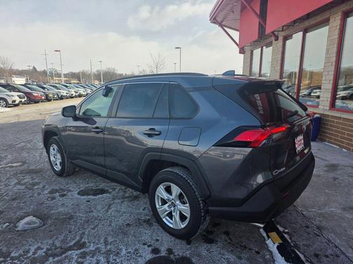 2021 Toyota RAV4 Hybrid LE