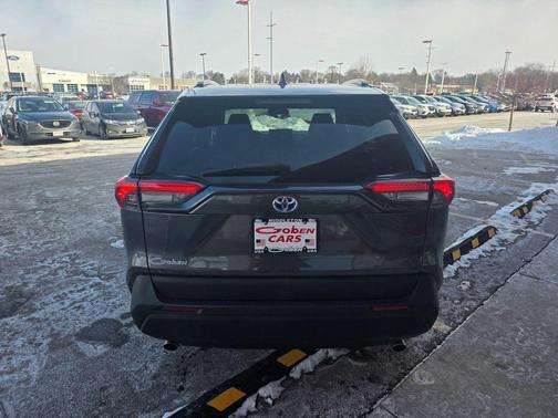 2021 Toyota RAV4 Hybrid LE