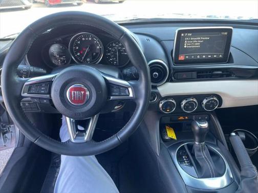 2019 FIAT 124 Spider Base