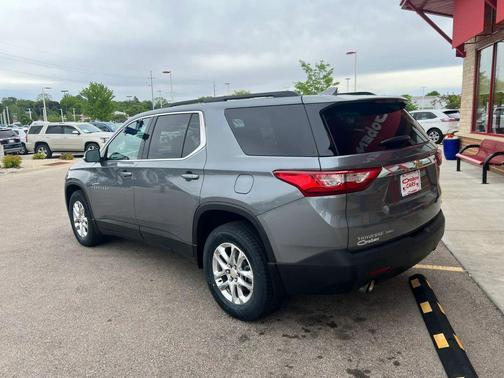 Gray 2021 Chevrolet Traverse LT Leather