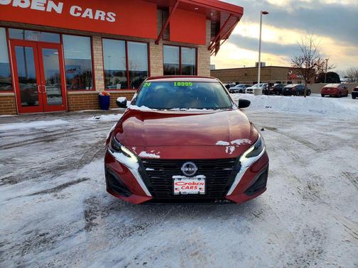 2024 Nissan Altima 2.5 SV