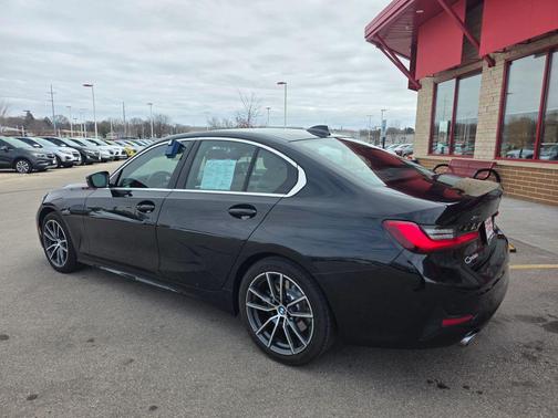 2021 BMW 330 xDrive