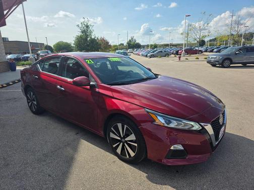 2021 Nissan Altima 2.5 SV