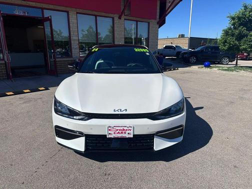 Snow White Pearl 2024 Kia EV6 GT-Line