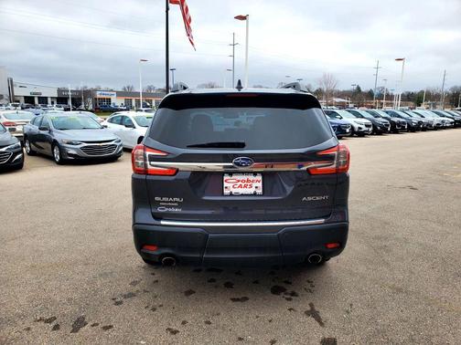 Magnetite Gray Metallic 2023 Subaru Ascent Premium 8-Passenger