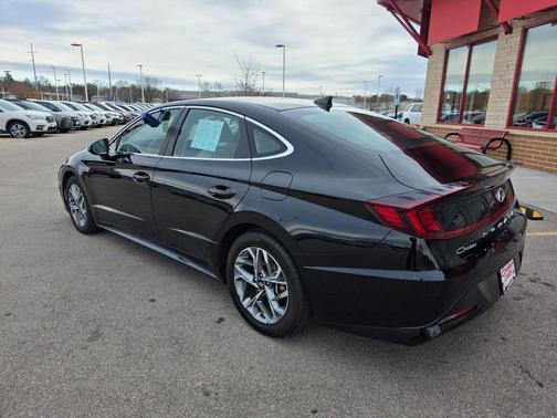 2023 Hyundai SONATA SEL