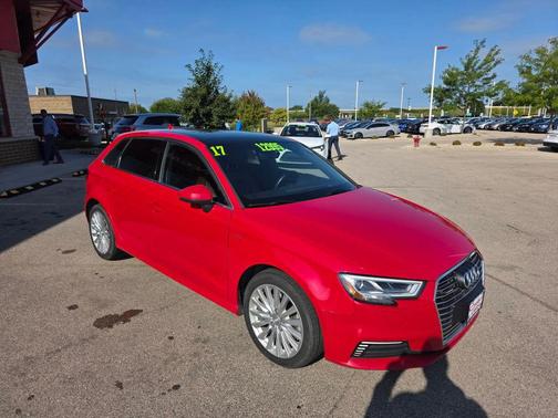 2017 Audi A3 e-tron 1.4T Tech Premium Plus