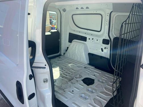 Bright White 2022 RAM ProMaster City Tradesman