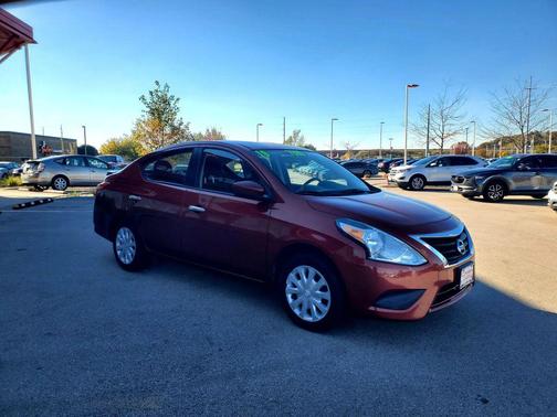 2019 Nissan Versa 1.6 SV