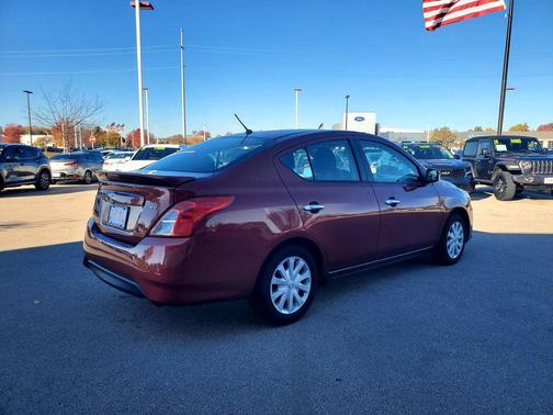 2019 Nissan Versa 1.6 SV