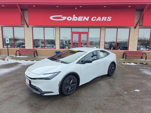 2024 Toyota Prius LE