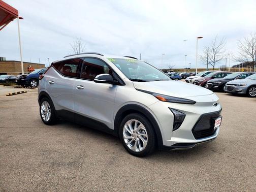 Silver Flare Metallic 2023 Chevrolet Bolt EUV FWD LT
