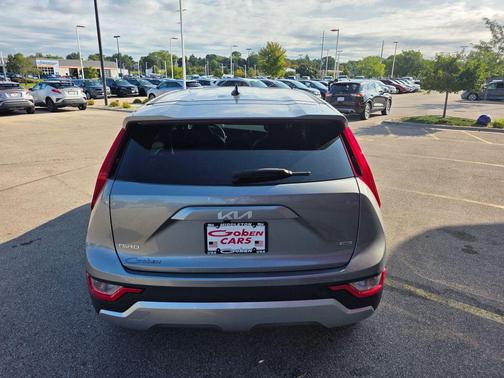 2023 Kia Niro LX