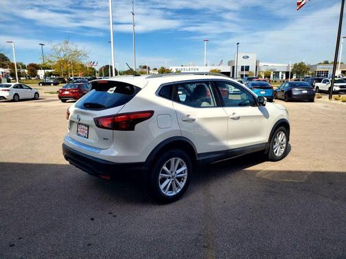 2019 Nissan Rogue Sport SV