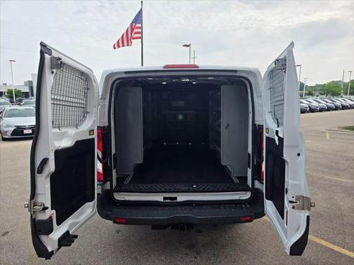 2018 Ford Transit-250 Base