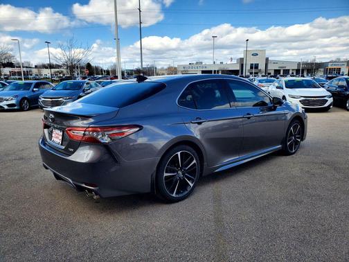 2018 Toyota Camry XSE