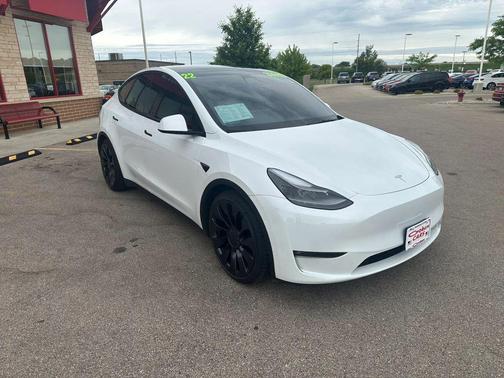 Pearl White Multi-Coat 2022 Tesla Model Y Performance Dual Motor All-Wheel Drive