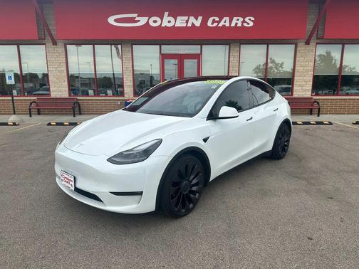 Pearl White Multi-Coat 2022 Tesla Model Y Performance Dual Motor All-Wheel Drive