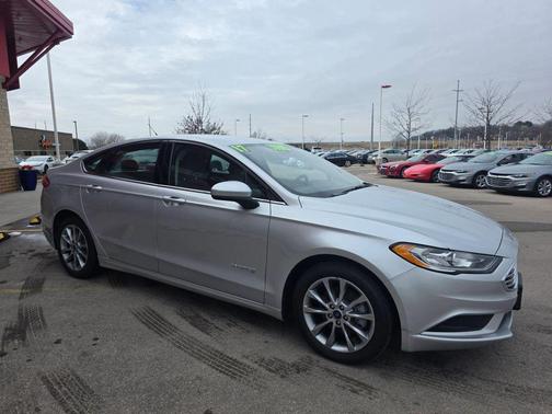 2017 Ford Fusion Hybrid S
