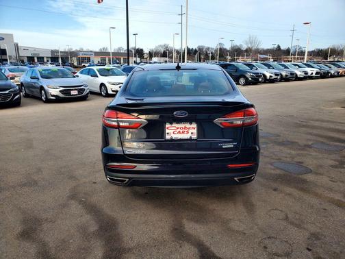 2020 Ford Fusion Titanium