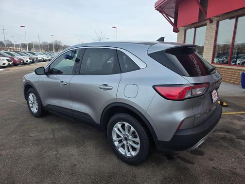 2021 Ford Escape SE