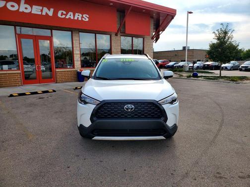 2023 Toyota Corolla Cross LE